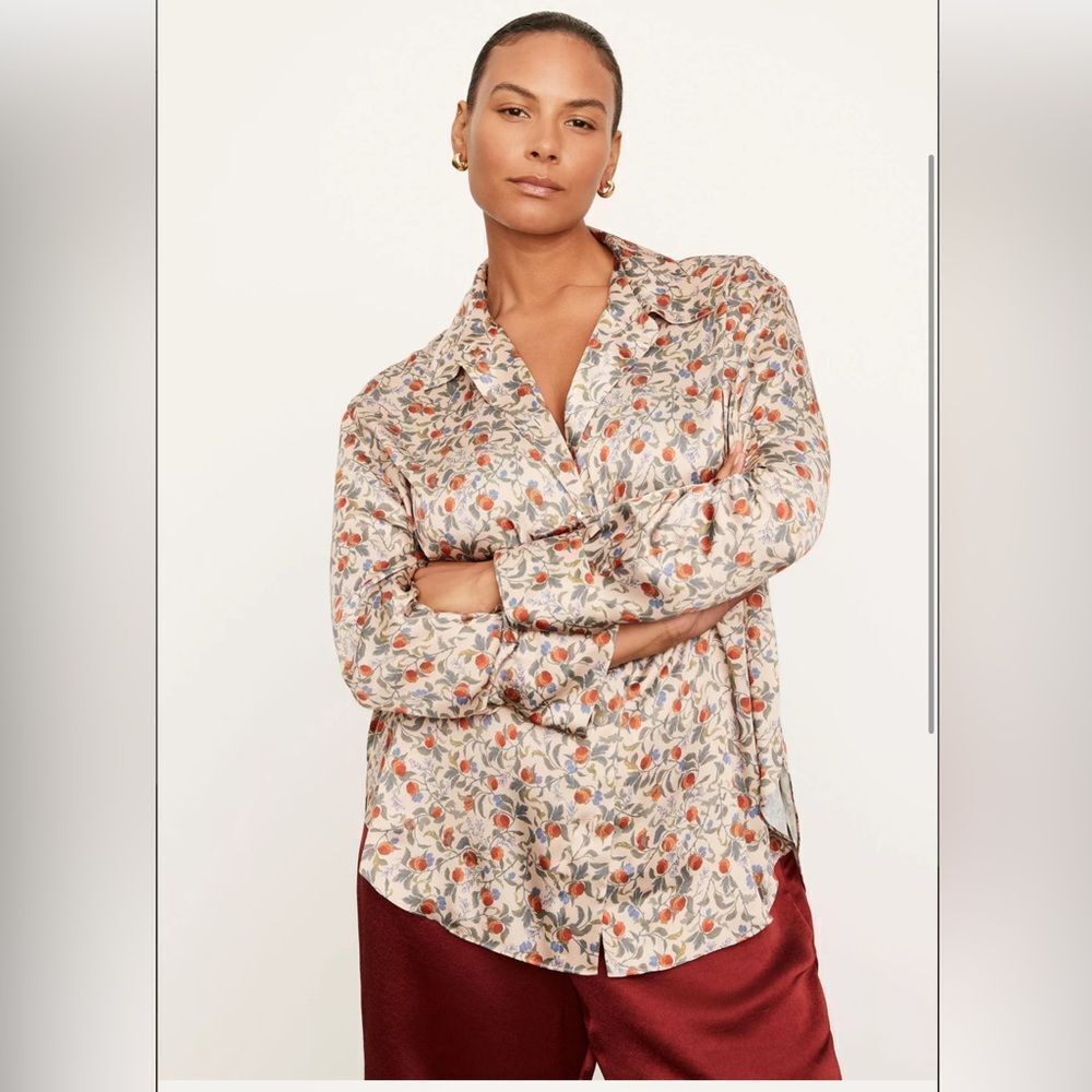 Vince Pomegranate Relaxed Long Sleeve Silk Button Down Shirt Blouse, Large NWT - Picture 9 of 10